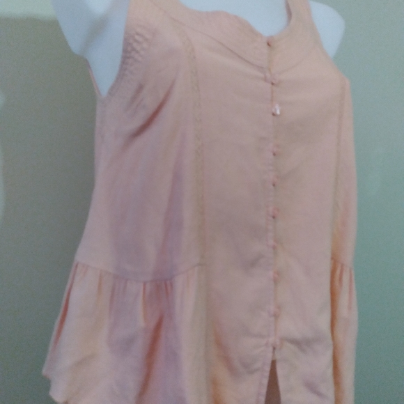 Pretty Sleeveless Button Up,High-Low Blouse, Pink/Rose - Picture 3 of 12